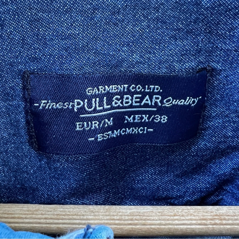 Pull&Bear Denim Pocket Button Down Shirt. - image 6